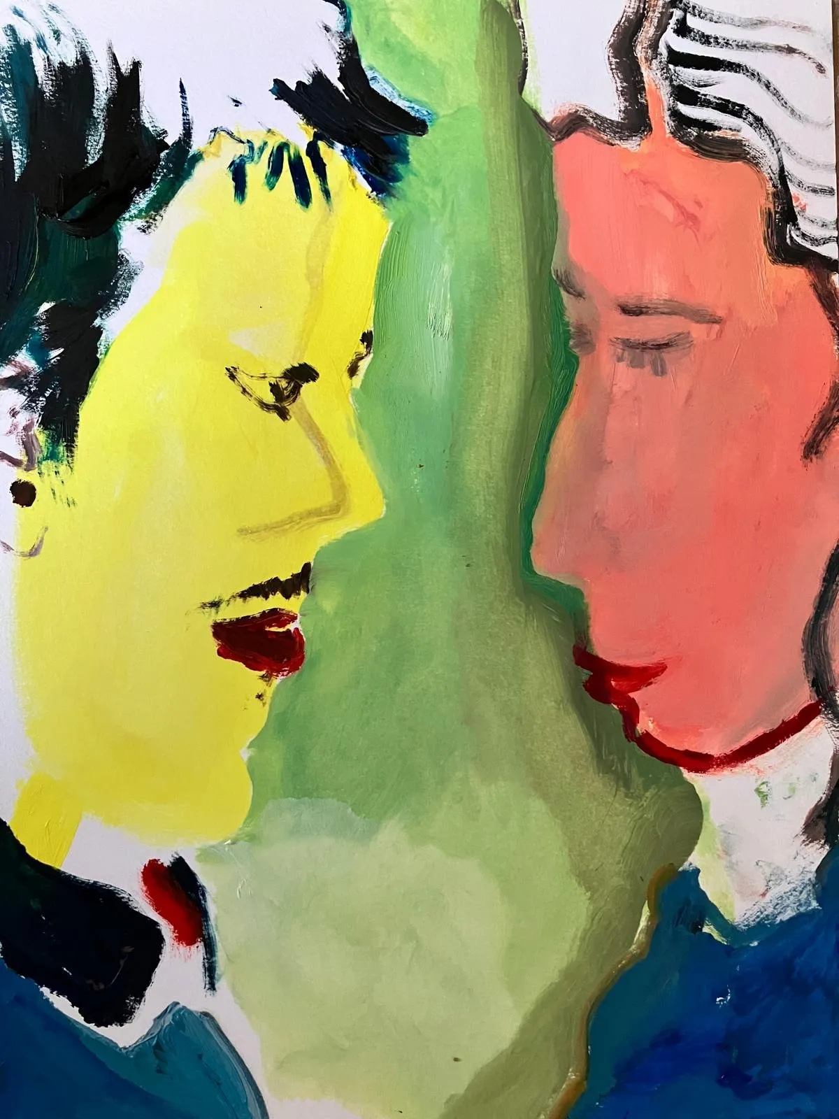 Two profiles in yellow and green